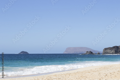 Playa de las Conchas with Mount Clara in the background. The island La Graciosa  Lanzarote  Canary Islands  Spain