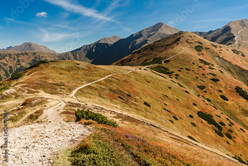 Szlaki turystyczne w Tatrach Zachodnich późnym latem photo