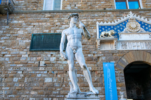 Copy of the sculpture "David" di Michelangelo in Piazza della Signoria, Florence