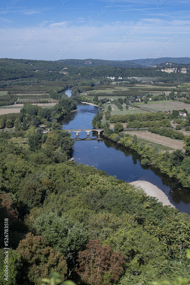 Vue sur La Dordogne du village de Dôme en Dordogne, France