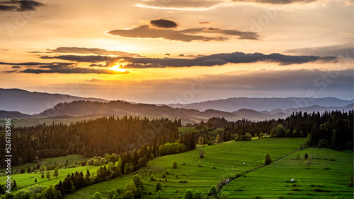 Fototapeta Naklejka Na Ścianę i Meble -  tatry, karpaty, polska, słowacja, góry , wschód słońca, zachód słońca, sunset, sunrise, pieniny