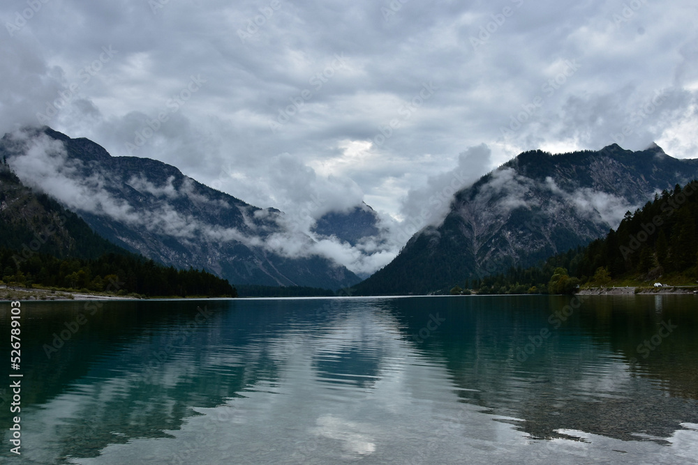 landscape at the lake Plansee in Austria. krajobraz nad jeziorem Plansee w Austrii