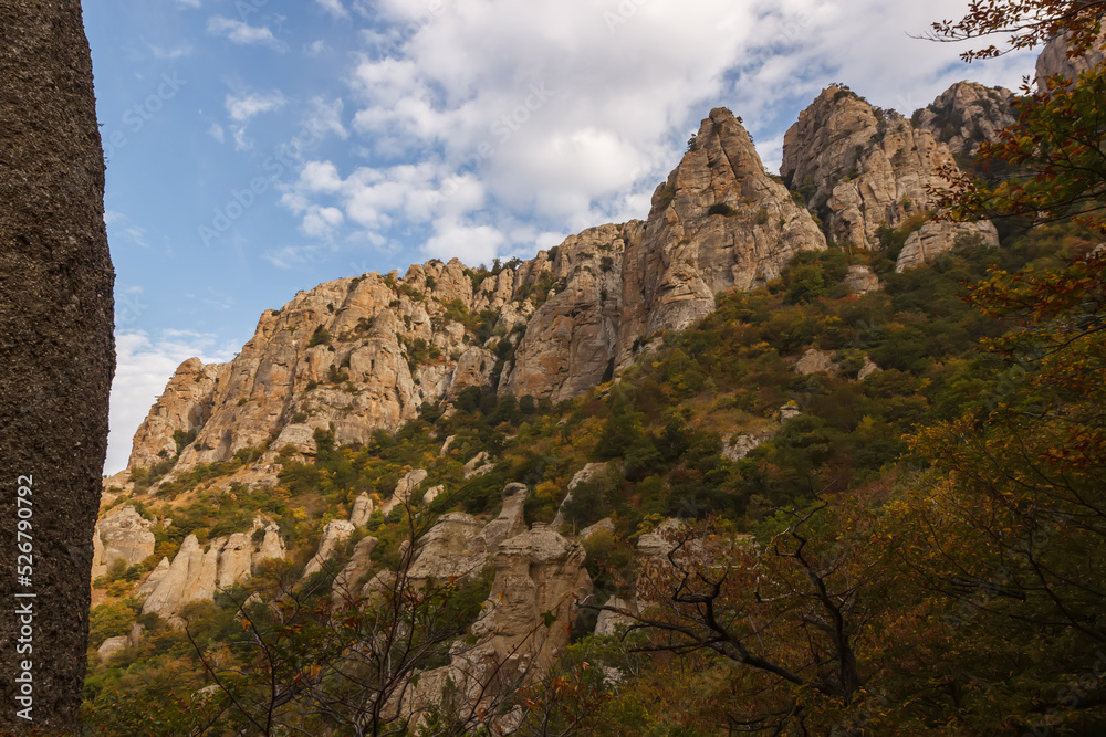 Demerdzhi mountain range. View of the rocks from below