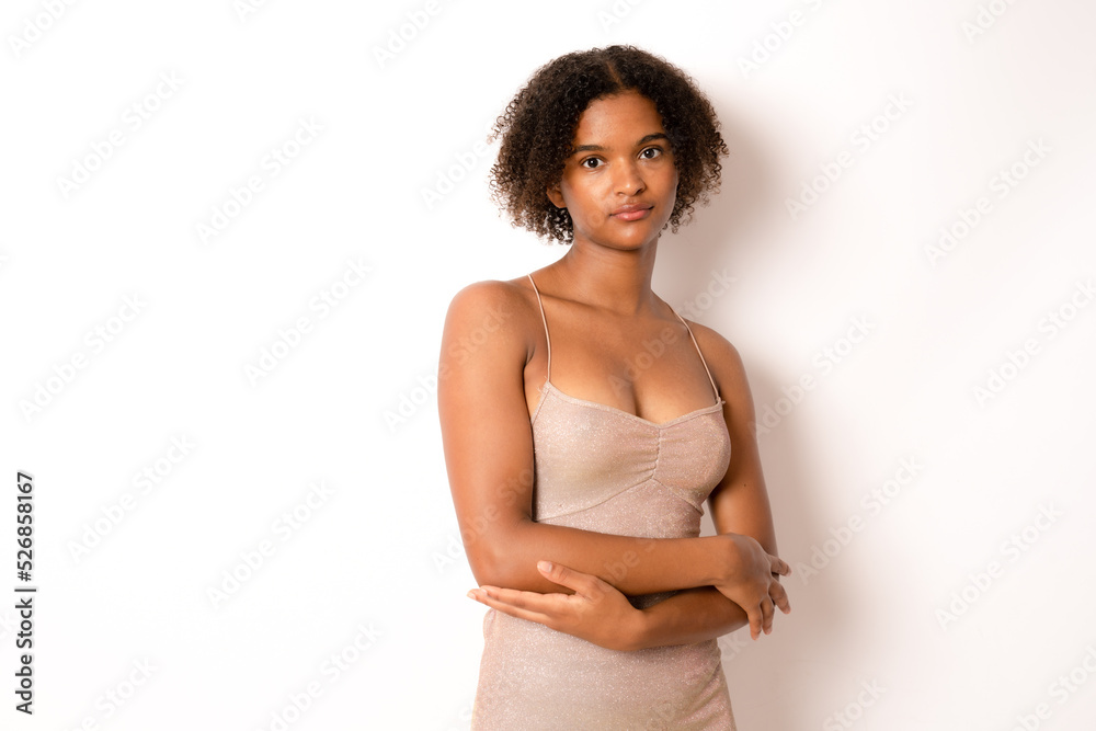 Obraz premium Close-up portrait of her she nice attractive lovely pretty content cheerful cheery wavy-haired girl folded arms isolated over white background
