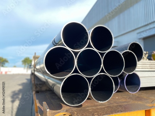 High quality galvanized steel pipe or stainless steel aluminum and chrome pipe in stock for delivery in warehouse. © thongdee