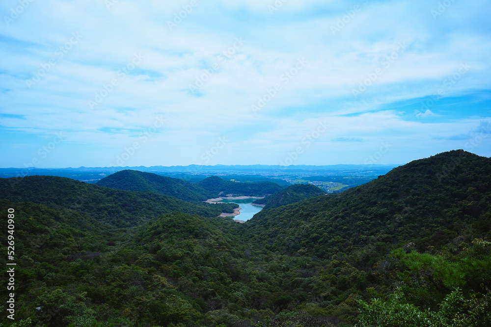 兵庫県加東市　三草山の登山道からの景色