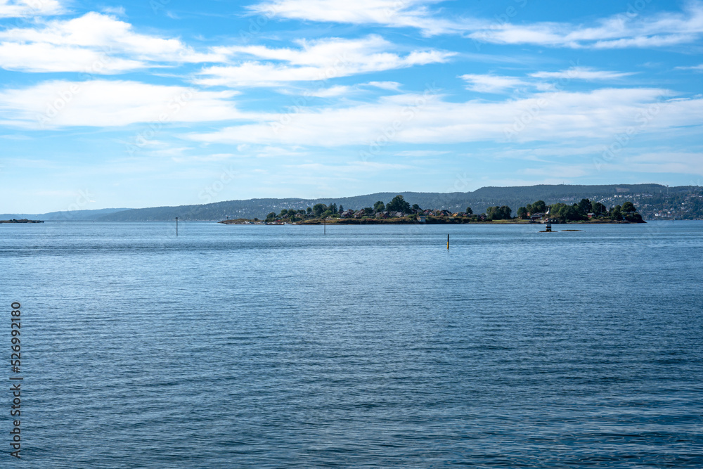 Schiffe und Boote auf dem Oslofjord in Norwegen