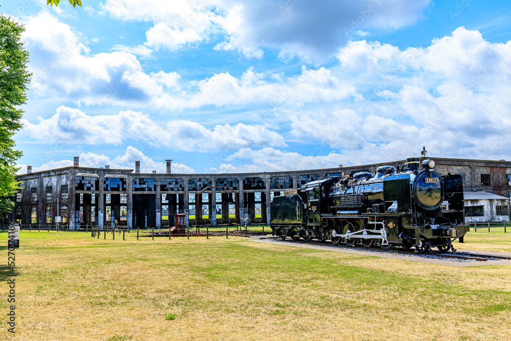 夏の旧豊後森機関庫と蒸気機関車 大分県玖珠郡 Former Bungomori locomotive storehouse in summer and steam locomotive. Ooita-ken Kusu-gun. 夏の旧豊後森機関庫と蒸気機関車 大分県玖珠郡 Former Bungomori locomotive storehouse in summer and steam locomotive. Ooita-ken Kusu-gun.