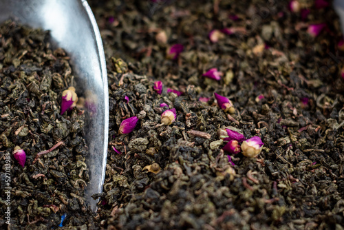 Foto Detalle de té verde y jazmín almacenado en mercado tailandés