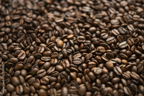 焙煎仕立ての香るコーヒー豆