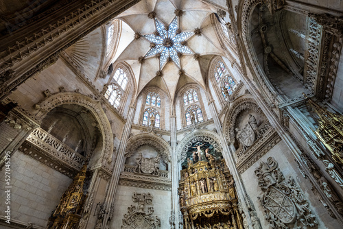 Cuadro en lienzo Interior of the Burgos Cathedral in Castilla y Leon, Spain