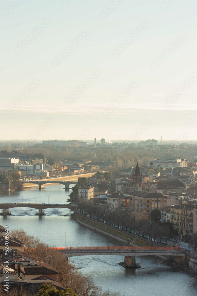 Obraz premium Panaroma View of the City Verona Bridges River Photograph