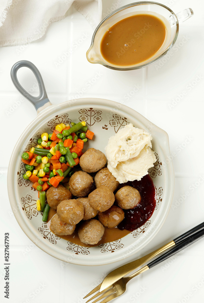 Meatballs with Mushroom Sauce, Mashed Potato, Stirfry Vegetable, and Jam. Meatballs with Mushroom Sauce, Mashed Potato, Stirfry Vegetable, and Jam.