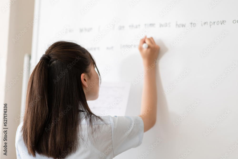授業中の学生 授業中の学生