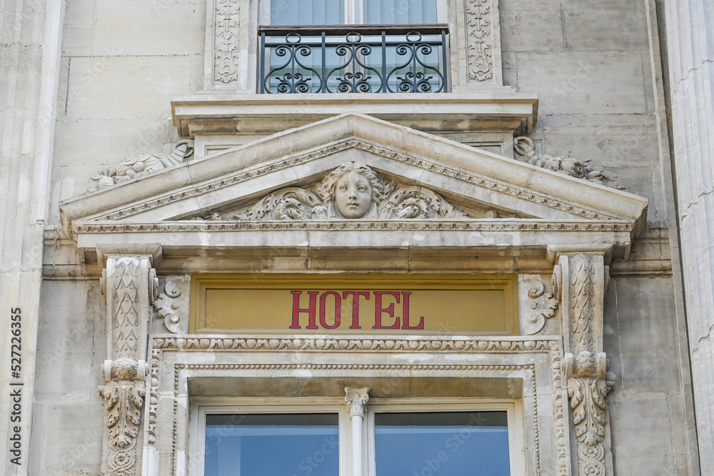 hotel location chambre voyage facade immobilier Bruxelles Belgique