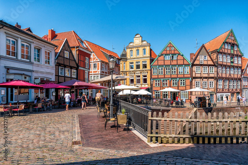 Der Fischmarkt am Hansehafen in Stade in Norddeutschland