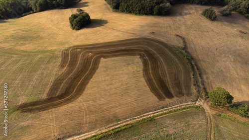 Konstfotografi slurry in a meadow