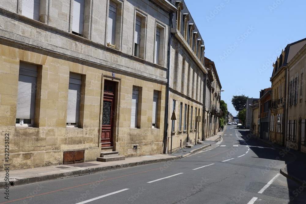 Rue typique, ville Bergerac, département de la Dordogne, France