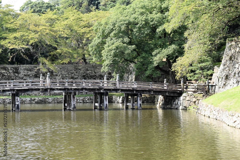 彦根城、滋賀県、城、城下町、お堀、外壁、石垣、橋、橋梁、欄干 彦根城、滋賀県、城、城下町、お堀、外壁、石垣、橋、橋梁、欄干