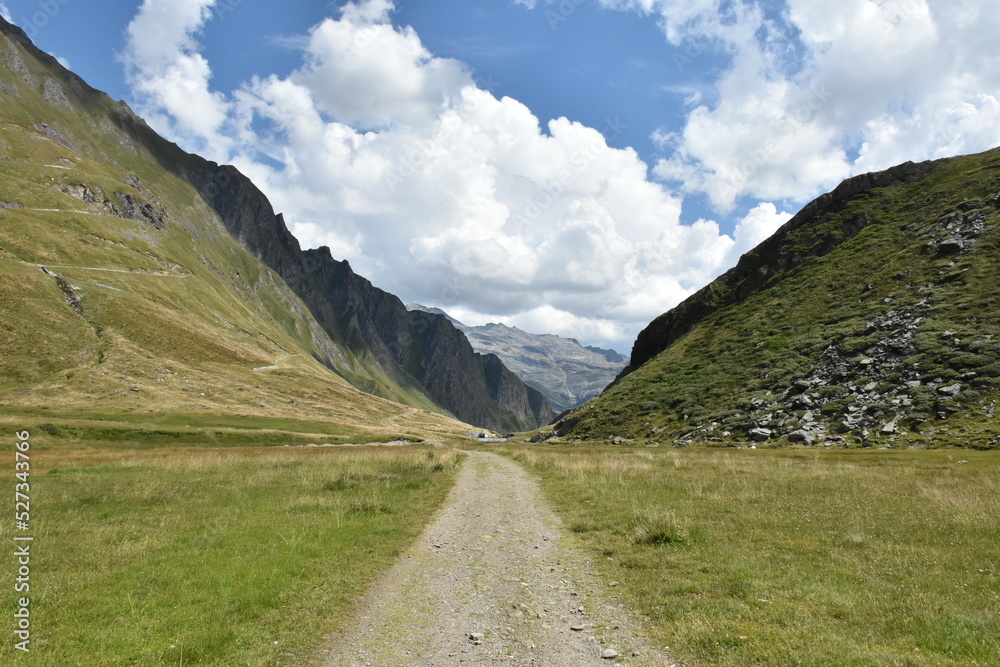 verso la valle verso la valle