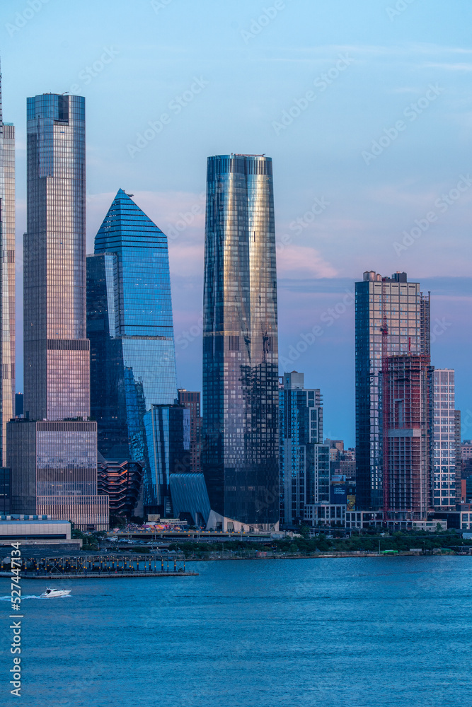 Fototapeta premium New York City skyline view from New Jersey