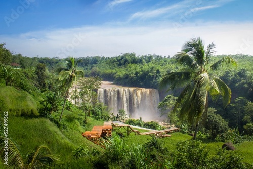Curug Awang ini sendiri sebenarnya merupakan air terjun pertama dari Rangkaian tiga air terjun di desa Taman Jaya kecamatan Ciemas yang berada di aliran Sungai Ciletuh. Sementara itu, untuk alamat len photo