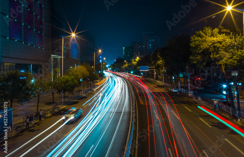 traffic at night © 大 李