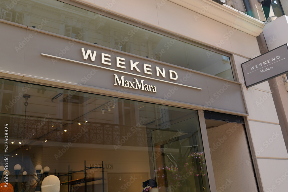 max mara weekend logo sign and brand text on store facade fashion ...
