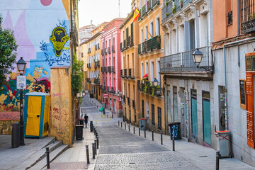 Acrylglasbilder Madrid Stadtansicht des Viertels Lavapies  © Alberto Giron