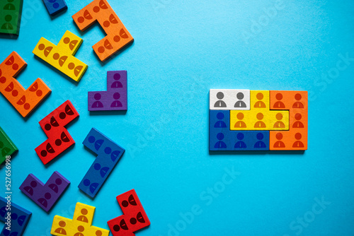 Hire candidate teams for new company staff. Recruitment of personnel by specialization. Human resources. Labor market. Collaboration and cooperation in projects. new workers. Cohesion of workers.
