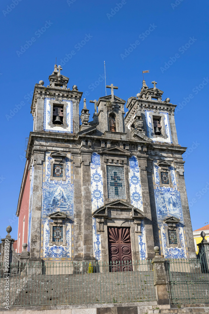 Church of Saint Ildefonso, circa 1739, decorated with traditional Portuguese ceramic tiles (azulejo), Porto