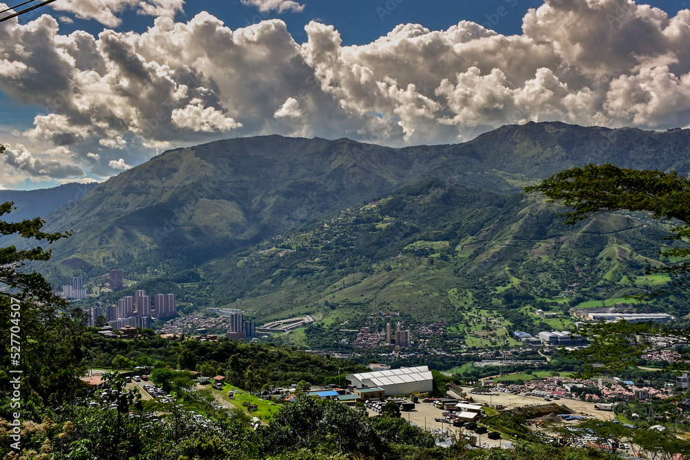 Fototapeta premium View of Medellin