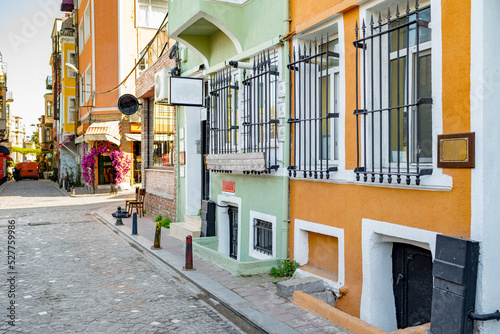 Fototapeta Naklejka Na Ścianę i Meble -  Street view in Balat district in Istanbul