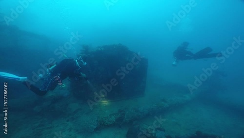 Wallpaper Mural Diving on the ship wrecks of the Palau archipelago. These ship wrecks were from Japanese Navy at WW2. Torontodigital.ca