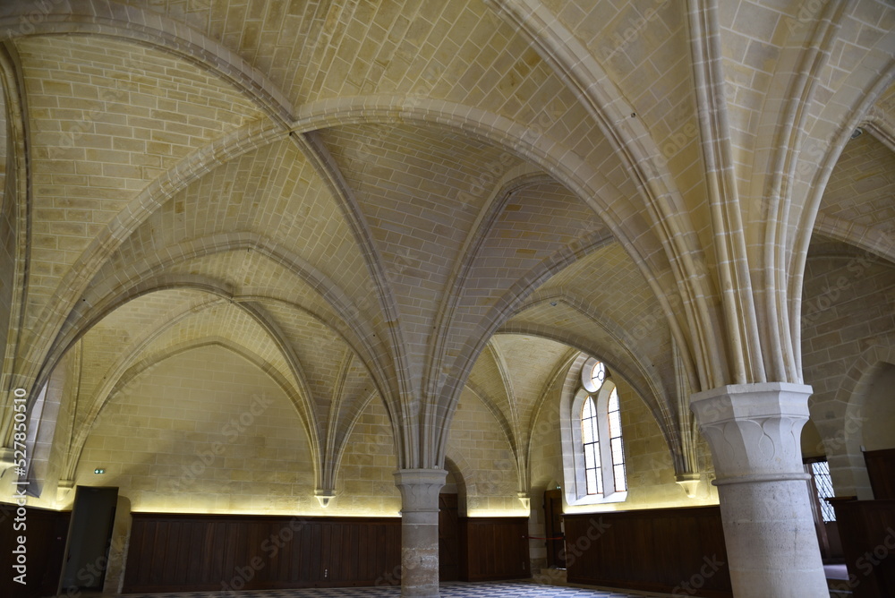 Voûtes de l'abbaye de Royaumont. France