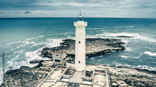 Obraz na plátně faro santa croce proche drone bleu