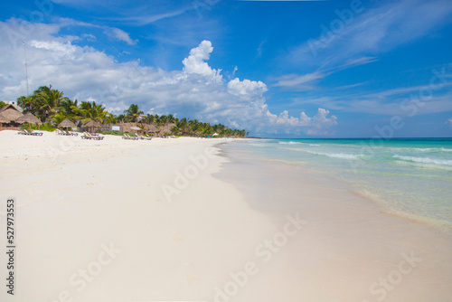 Fototapeta Naklejka Na Ścianę i Meble -  Playas de Tulum, Caribe Mexicano
