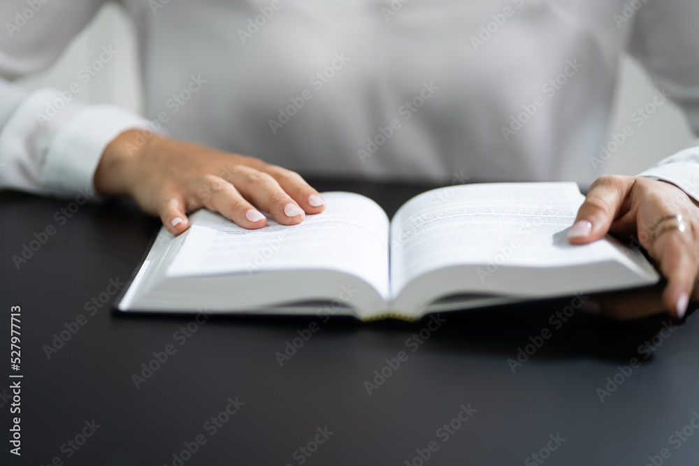 Prayer Woman Studying Bible Book Prayer Woman Studying Bible Book