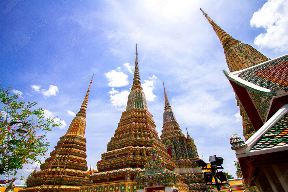 Fototapeta premium Thailand, Bangkok, Big Buddha Temple, resplendent, pagoda