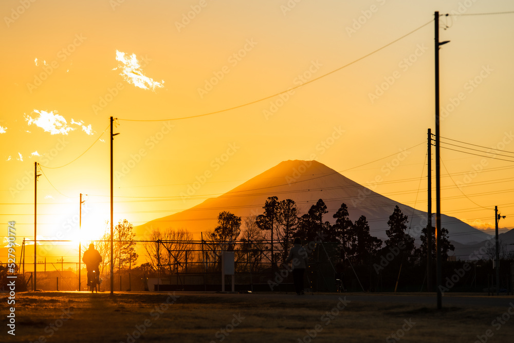 Obraz premium 戸塚の米軍基地跡 夕焼け