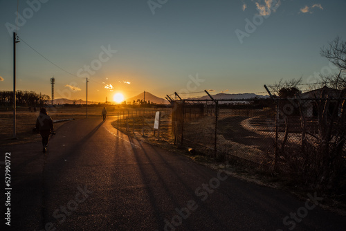 戸塚の米軍基地跡　夕焼け © Marmon