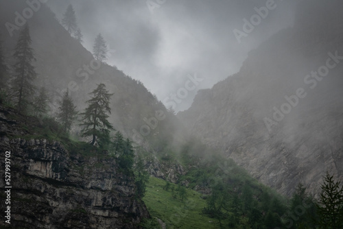 Brouillard de montagne, Dolomites © Laszlho