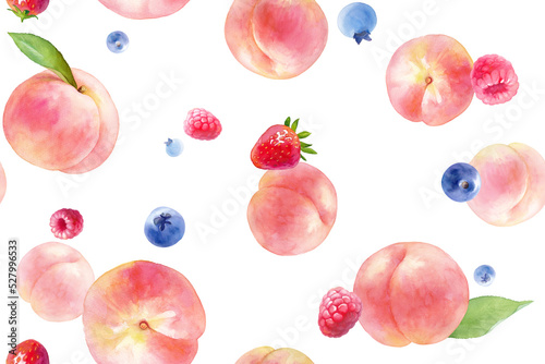 フレッシュな桃とベリーの混合模様の水彩イラスト。シームレスパターン。壁紙。（透過背景） 