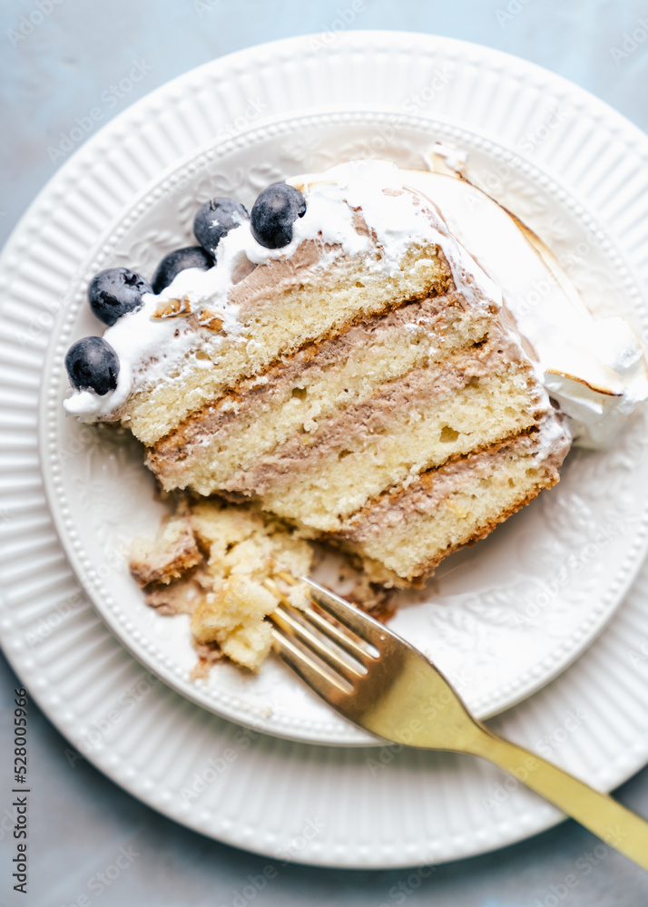 burnt meringue birthday cake with blueberries sweet torte vanilla cake happy feels peace of cake burnt meringue birthday cake with blueberries sweet torte vanilla cake happy feels peace of cake