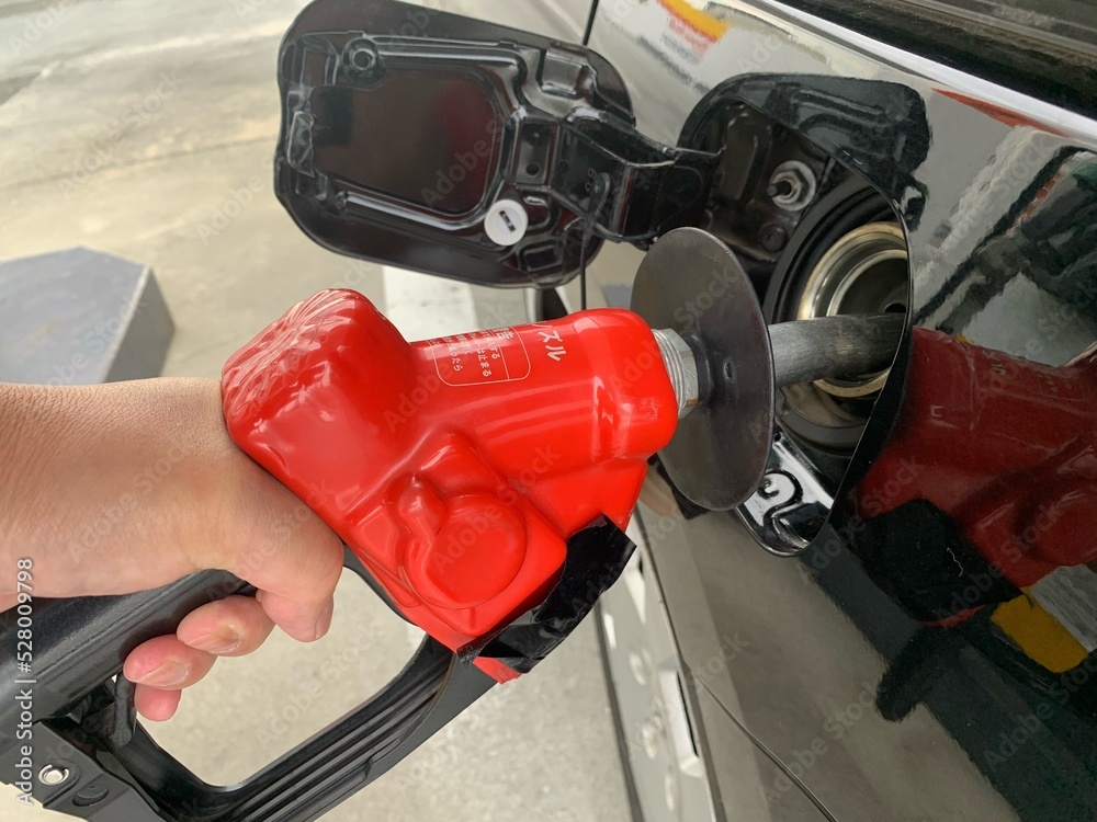 ガソリンスタンド給油 ガソリンスタンド給油