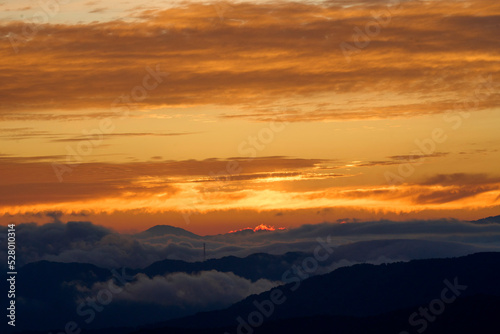 sunrise over the mountains © 善弘 石垣