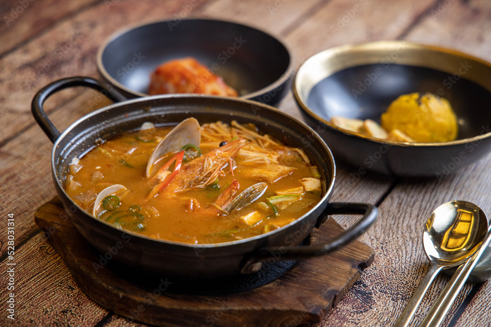 korean food Seafood doenjang jjigae