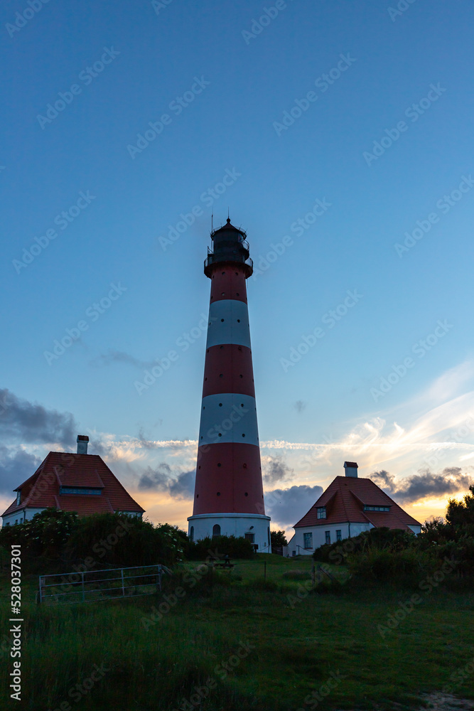 Leuchtturm Westerhversand zur Blaue Stunde Leuchtturm Westerhversand zur Blaue Stunde
