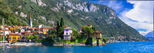 Fototapeta Naklejka Na Ścianę i Meble -  One of the most beautiful lakes of Italy - Lago di Como. panoramic view of beautiful Varenna village, popular tourist attraction