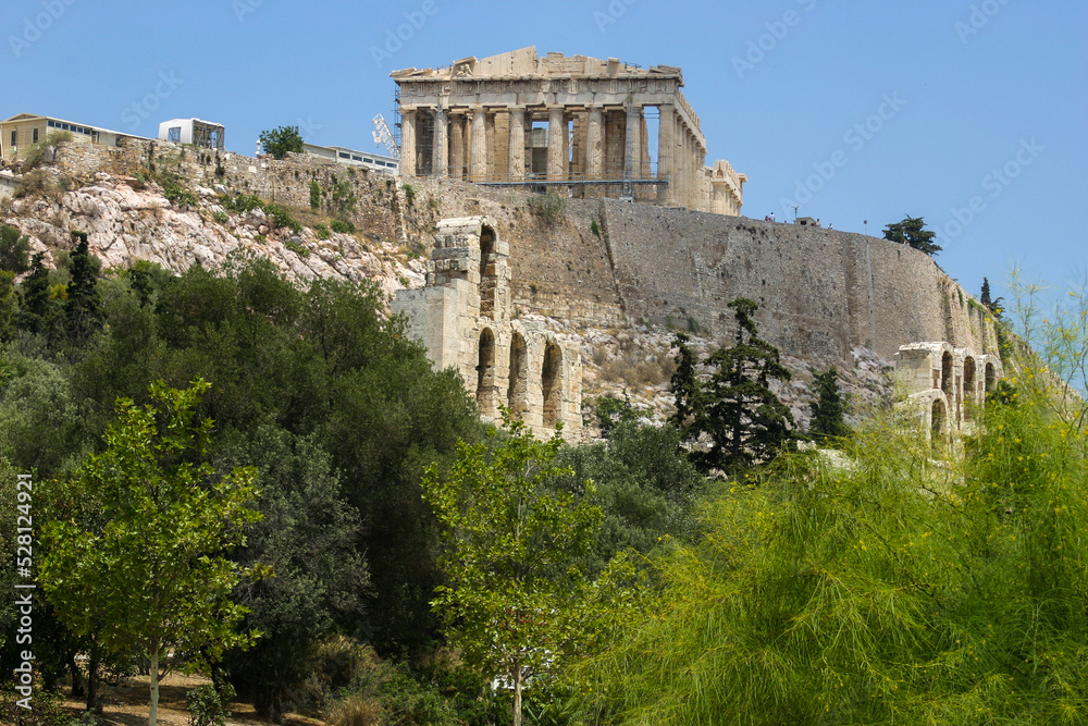 Obraz premium Athens, Greece, looking at the Acropolis and the Parthenon from Socrates Prison